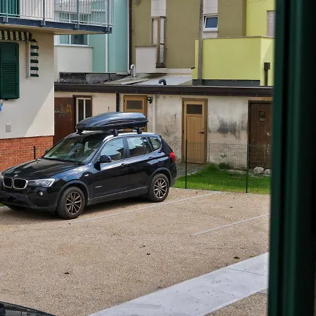 Lägenhet Faro Dell'estate Delizioso Bicamera Con Posto Auto Dietro La *