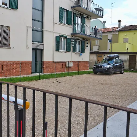 Faro Dell'estate Delizioso Bicamera Con Posto Auto Dietro La Apartament *